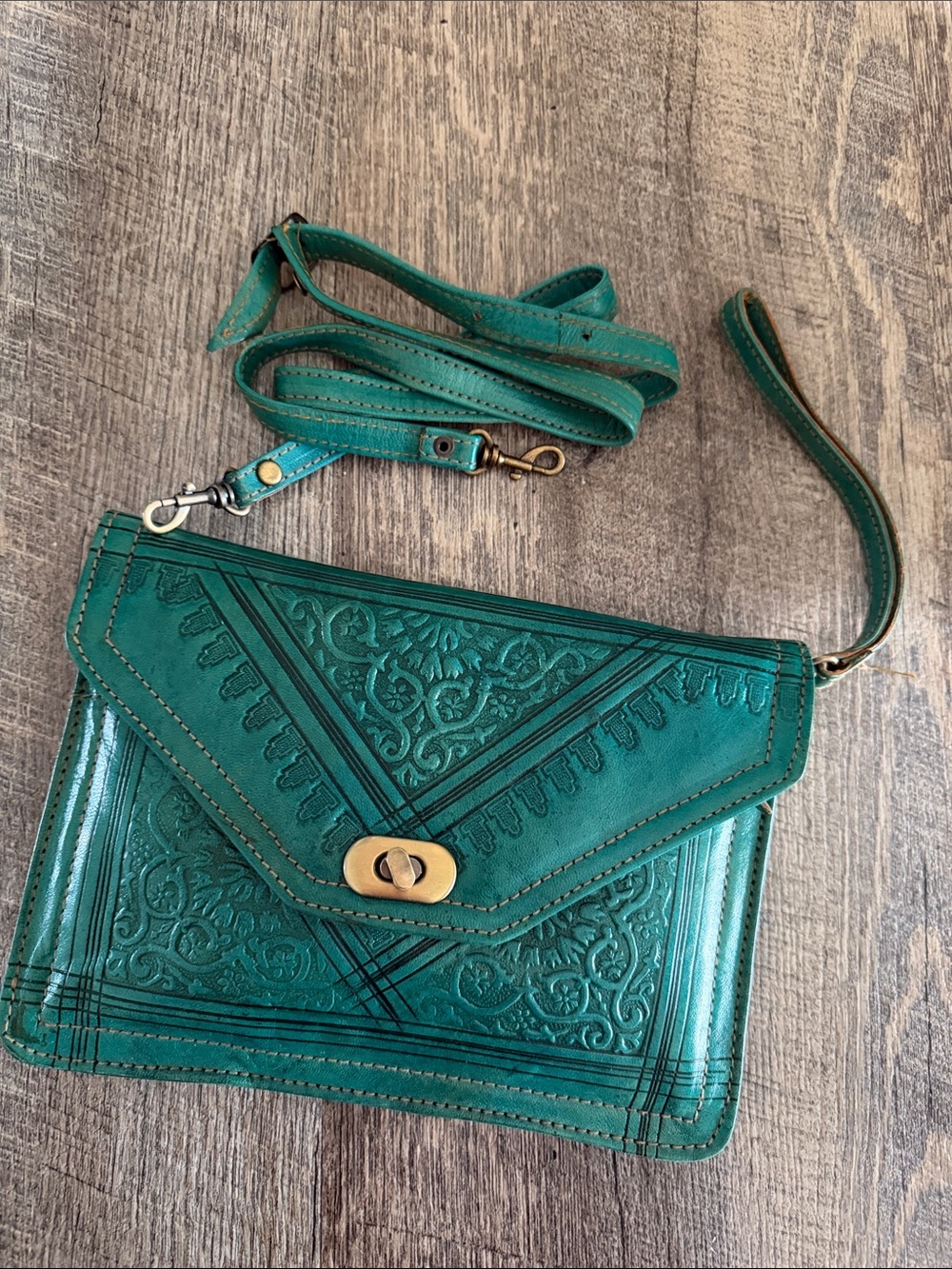 Teal Embossed Leather Crossbody Clutch - Teal